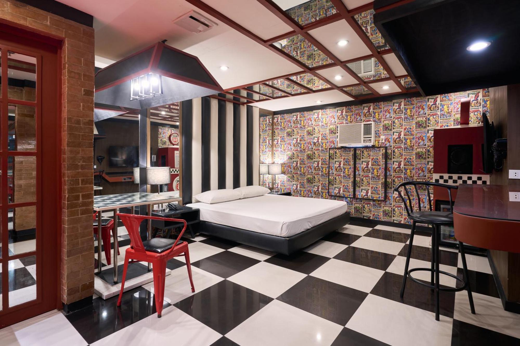 Victoria Court Malabon Hotel Valenzuela Екстериор снимка